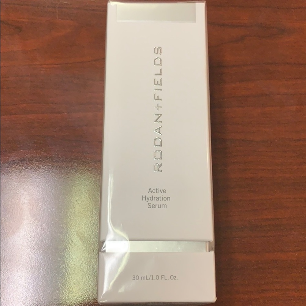 R &F Active Hydration Serum BNIB
